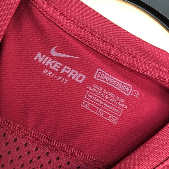 Men’s Nike Dri-Fit Compression Shirt - Picture 4 of 5